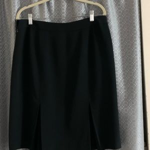 2 skirts $11 AnnTaylor and Nine West great for career use. Great condition.